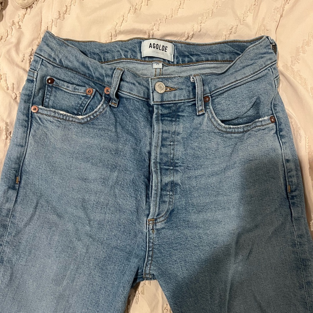 AGOLDE light wash jeans!